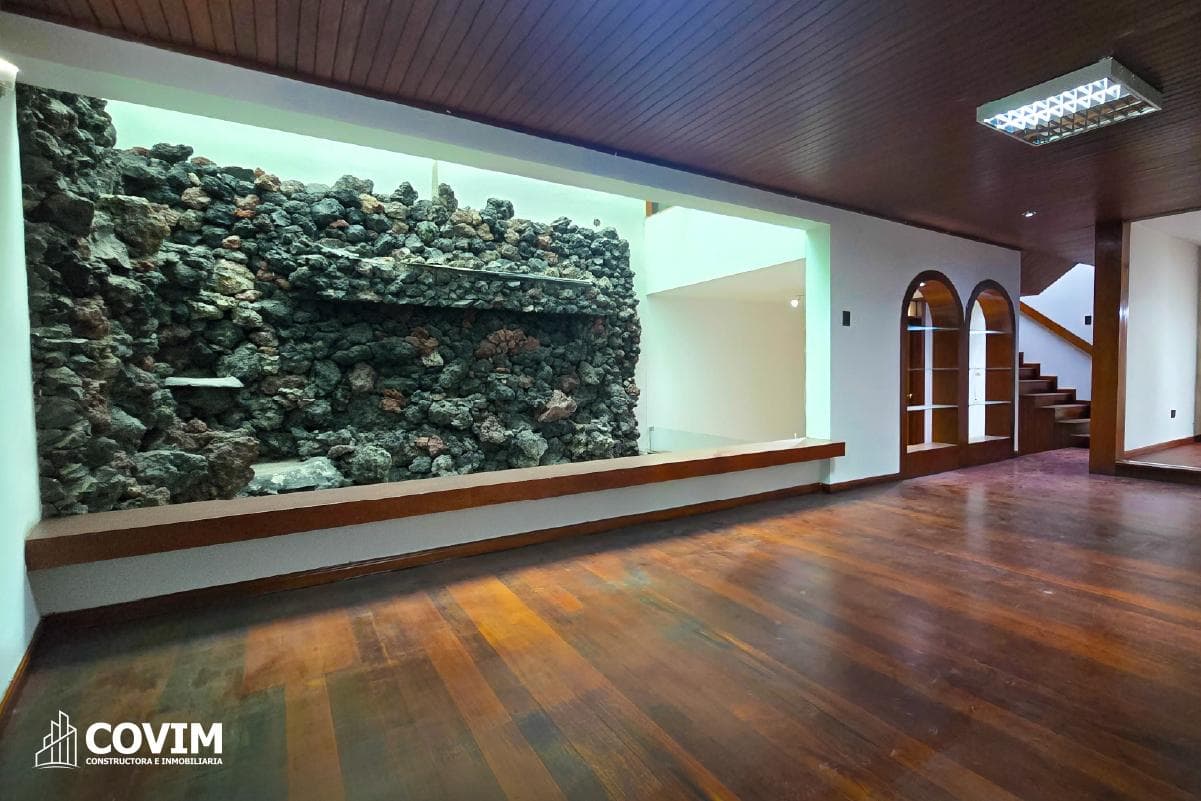 Casa en Alquiler en Cayma - 1