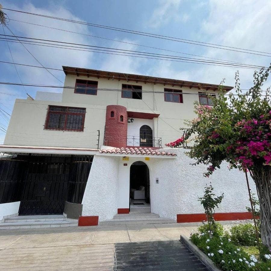 Casa en la exclusiva Urbanización San José, en el corazón de Ica - 1