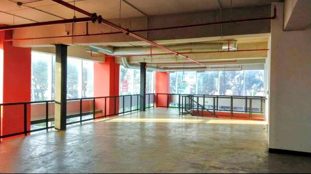 LOCAL COMERCIAL EN VENTA - 2