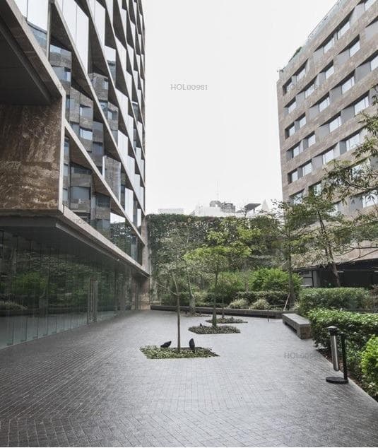 Alquilo Lindo Local Comercial en Avenida Basadre N 3, Piso 1, San Isidro - 1