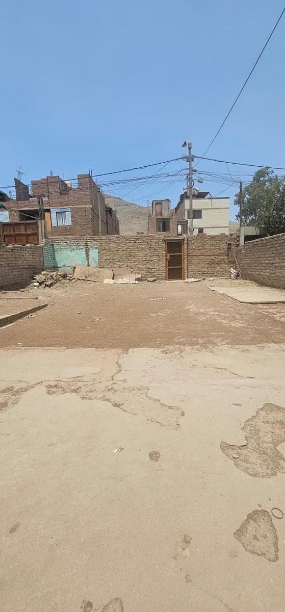 Venta de Terreno en Puente Piedra - 1