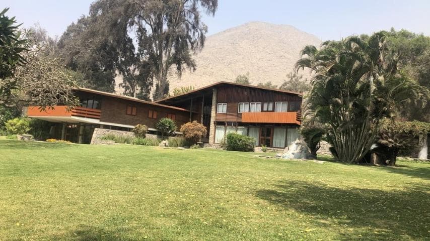 Vendo Hermosa Casa en Calle Los Tacones N 4, Chaclacayo. - 1