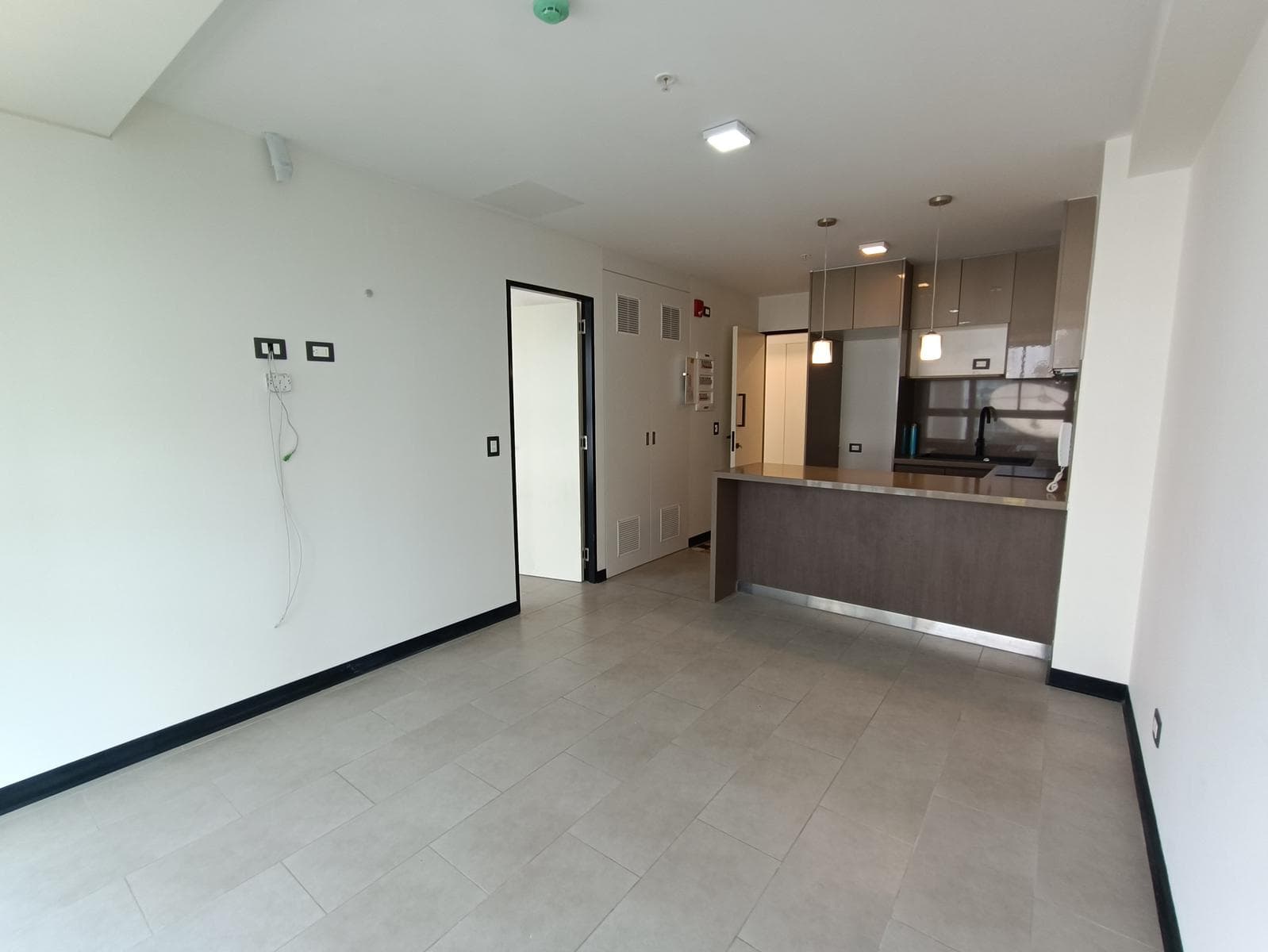 Alquila tu departamento en el centro financiero - San Isidro - 2