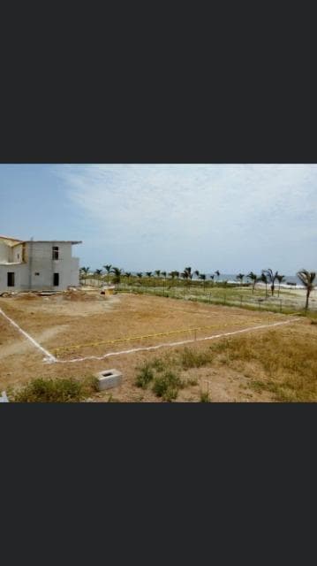 Vendo Terreno Flat en Malecón Condominio Las Palmeras N 1, Fila 1, Playa Punta Sal. - 2