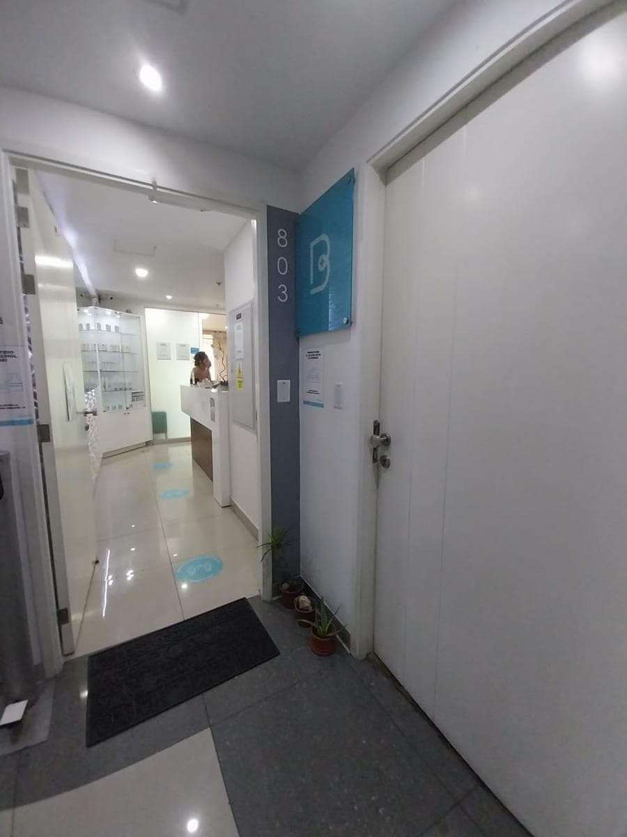 Consultorio amoblado en Galvez Barrenechea - 2