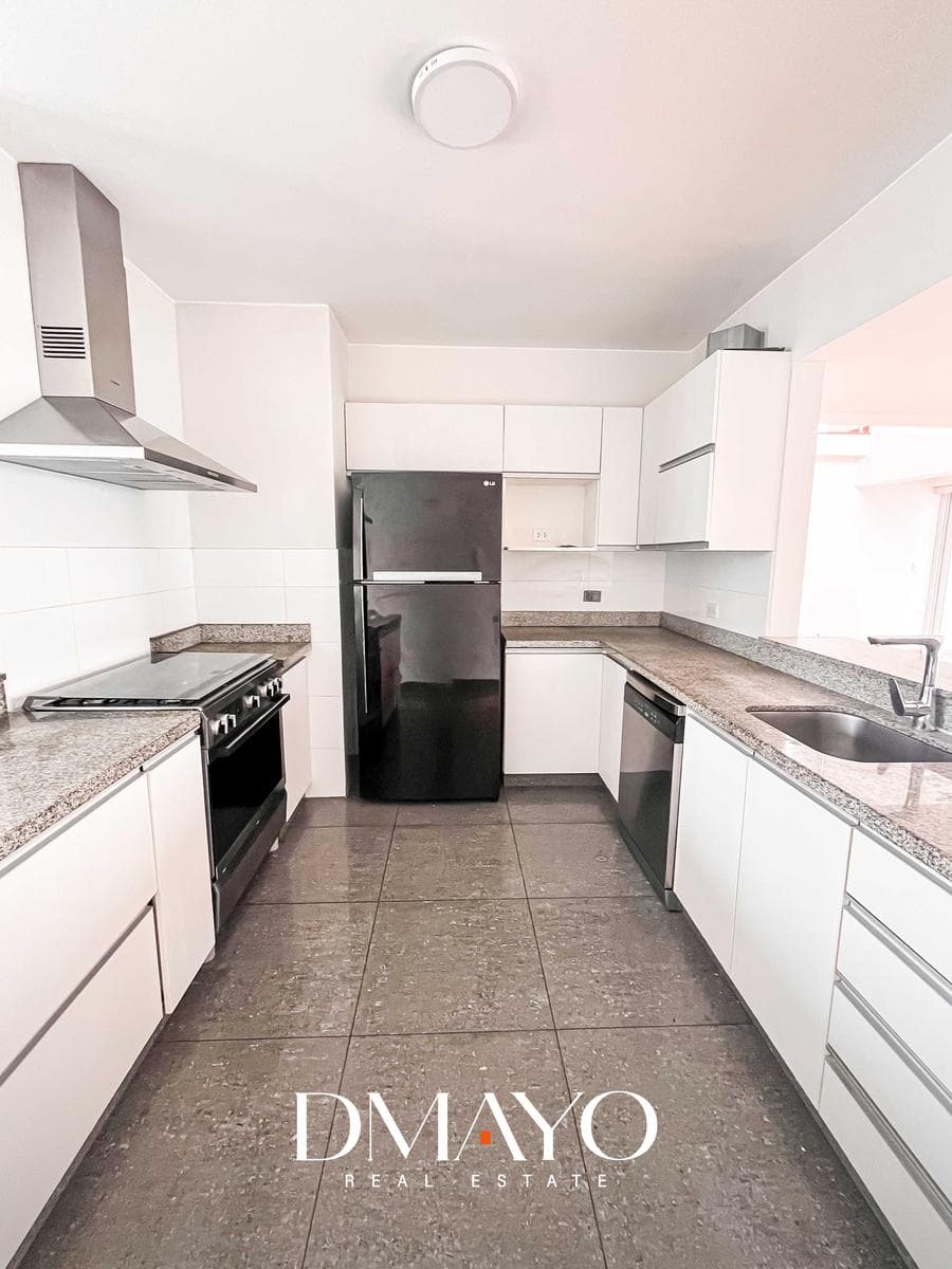 ALQUILO DEPARTAMENTO DE 352 M2, A PASOS DEL MALECÓN DE LA RESERVA - 2