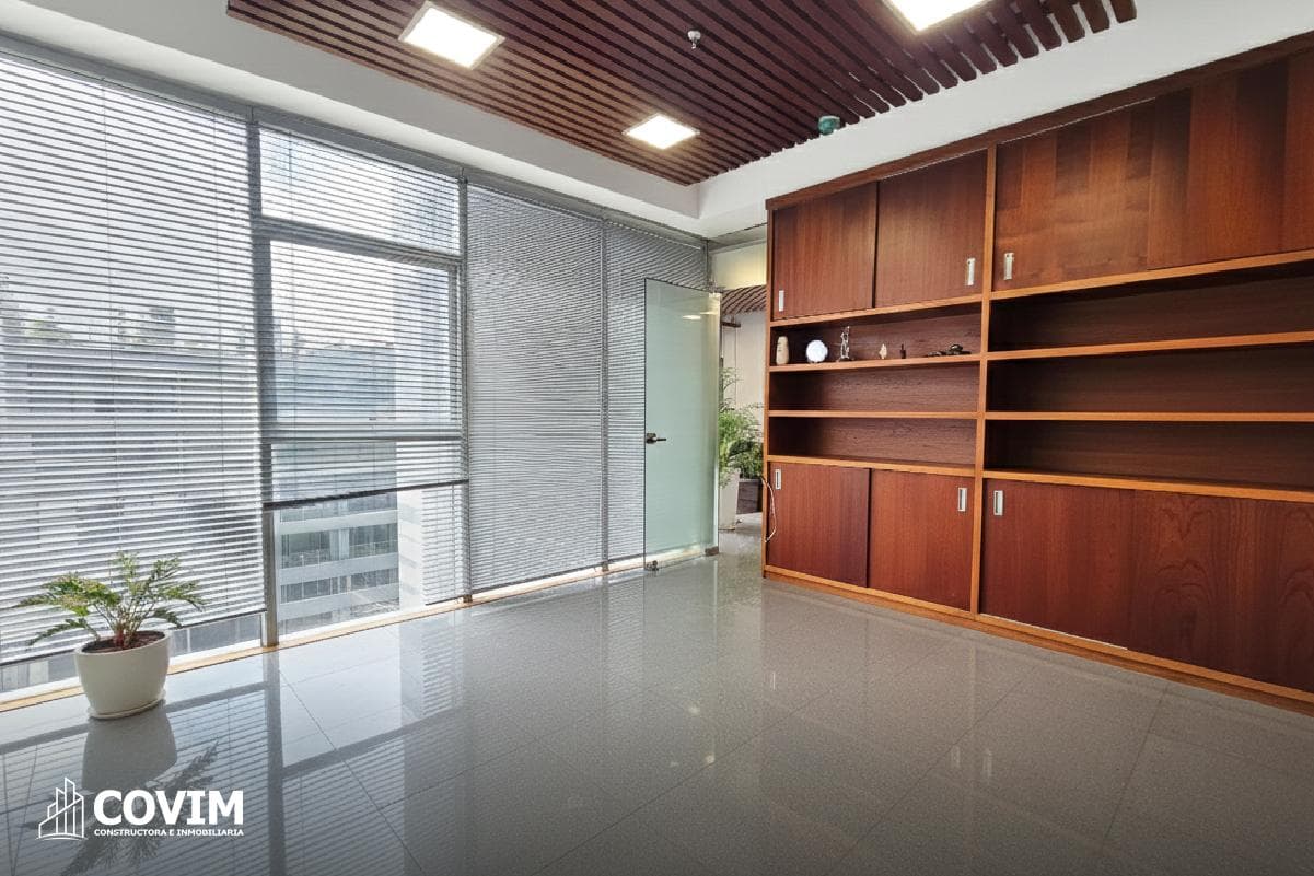Oficina con Estacionamiento en Alquiler en City Center – Cerro Colorado - 1