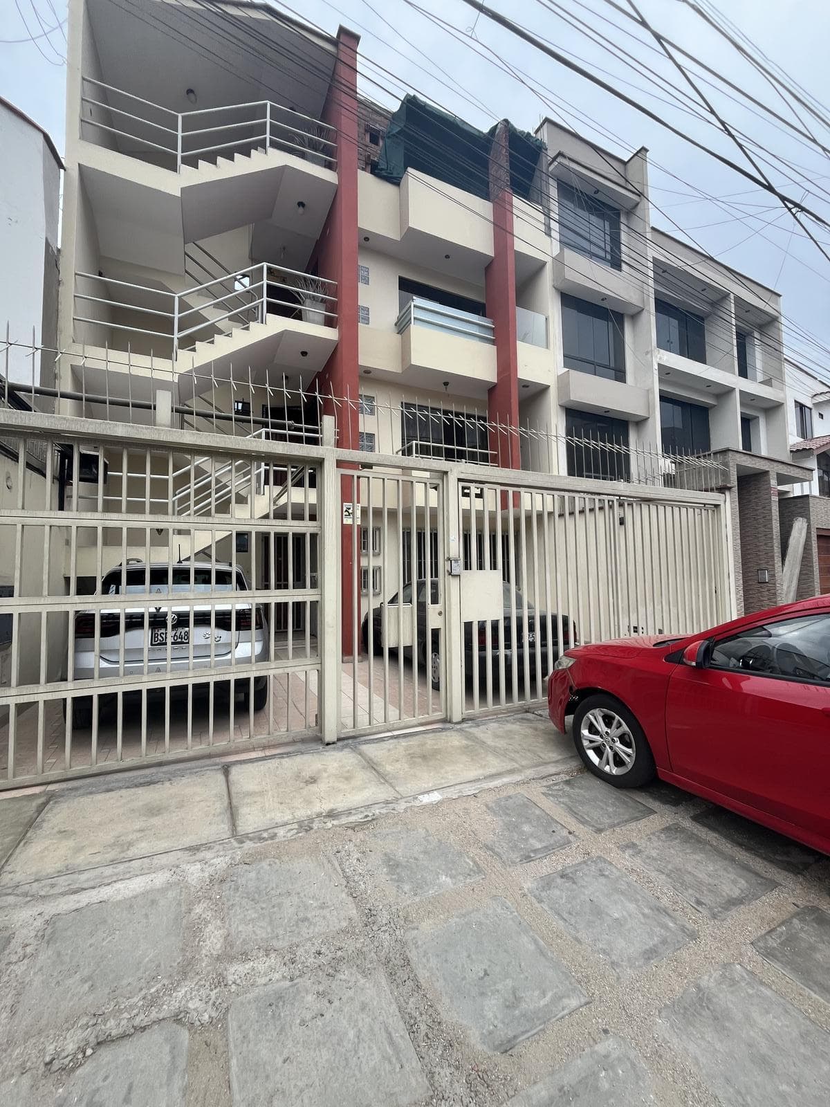 Alquilo Dpto, cuadra 13 de los Fresnos - La molina - 2