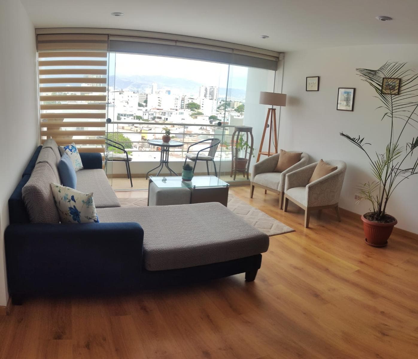 SE ALQUILA DEPARTAMENTO AV. PASEO DE LA REPUBLICA , LUMUNOSO Y ACOGEDOR DE 110 m² - 1
