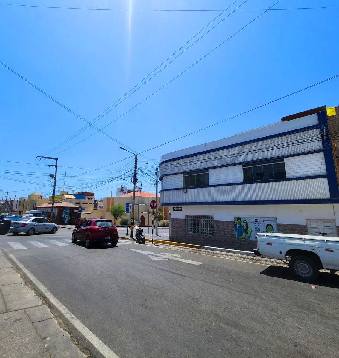 LOCAL EN ESQUINA: ¡TU NEGOCIO EN EL CORAZÓN DE ILO! - 2