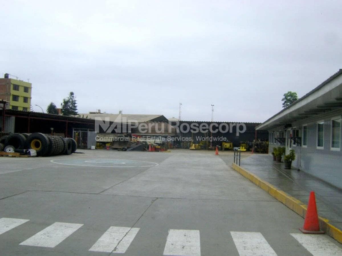 Terreno Comercial en Venta - 10,486 m2 - Av. Los Insurgentes - La Perla, Callao - 2