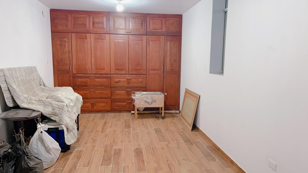 TIENDA COMERCIAL 3 MINUTOS DEL AEROPUERTO JORGE CHAVEZ - 1