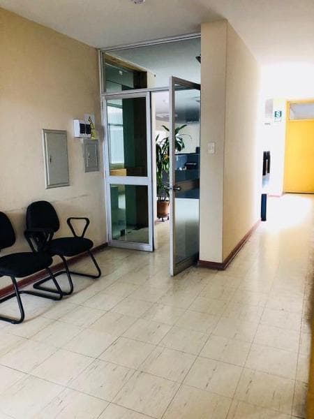 VENTA DE LOCAL COMERCIAL EN EL CALLAO - 2