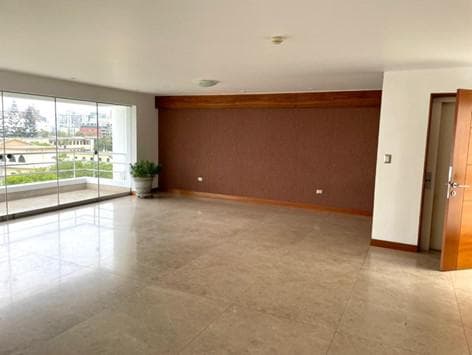 Departamento en Venta en San Isidro - 2