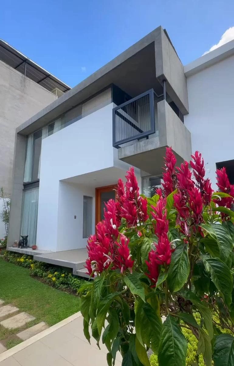 Casa en Calle Wiracocha Banos del Inca - 1